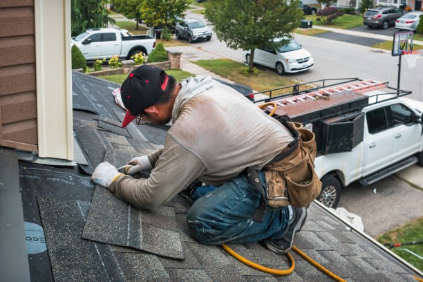 Professional Emergency Roof Repair technician working in Arendtsville, PA